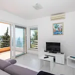 דירה Vista 2